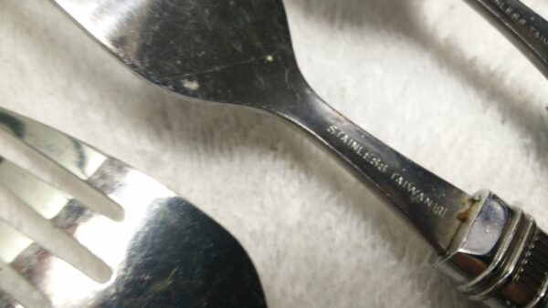 Pink Silverware Set Unbranded Stainless Taiwan - Image 3