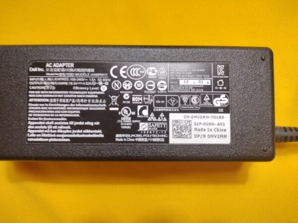 Genuine Dell FA90PM111 Charger AC/DC Adapter 19.5V Power Supply YY20N - Image 2
