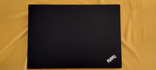 Lenovo ThinkPad T470 14.1" i5-7200U 32GB RAM 256GB SSD FHD USB-C W10P FPR BATTS & SLEEVE