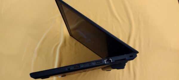 Lenovo ThinkPad T470 14.1" i5-7200U 32GB RAM 256GB SSD FHD USB-C W10P FPR BATTS & SLEEVE - Image 6