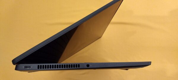 DELL LATITUDE 7420 2-IN-1 i5-1135G7 8GB RAM 256GB SSD TB4 FHD W10P WARRANTY 2024 - Image 5