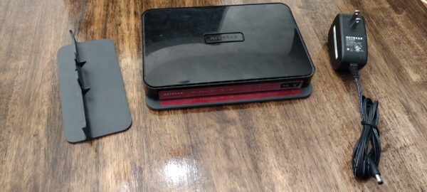 NETGEAR Wireless Dual Band Gigabit Router Premium Edition N600 WNDR3800 OpenWRT