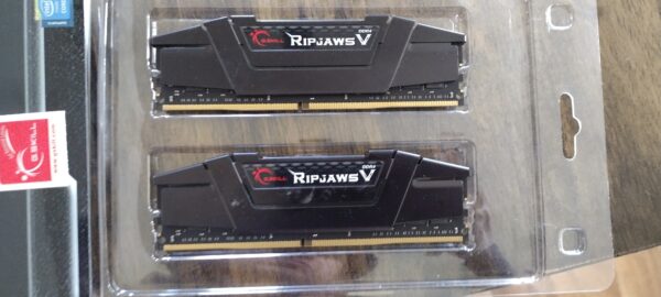 G.Skill Ripjaws V DDR4 32GB 16GBx2 DIMM F4-3200C14D-32GVK Samsung B-Die - Image 2