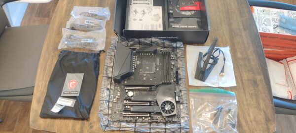 MSI MEG X570 UNIFY AM4 AMD X570 SATA 6Gb/s ATX AMD Motherboard - Image 3