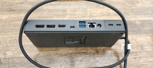 Dell WD22TB4 USB-C Thunderbolt 4 Laptop Docking Station and 180W Dell Power Supply - Image 3