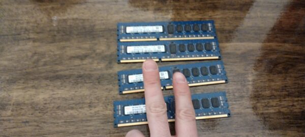 Lot of 2 HYNIX HMT351R7CFR8C-PB 4GB 2Rx8 PC3-12800R DDR3 SERVER MEMORY - Image 3