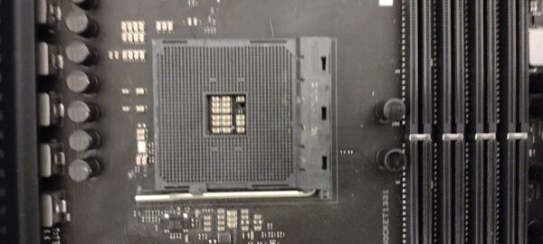 ASUS PRO WS X570-ACE AMD AM4 ATX Workstation Motherboard with 3 PCIe 4.0 X16 - Image 5