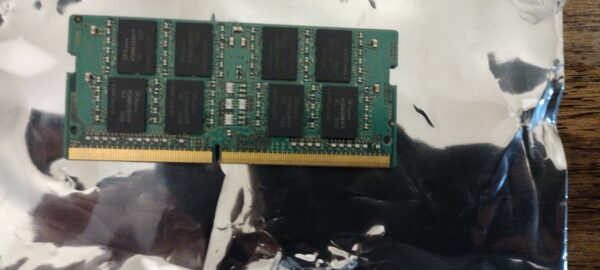 SK HYNIX 8GB DDR4 2RX8 PC4-2133P HMA41GS6AFR8N TF NO AC Laptop Memory SODMIM - Image 2