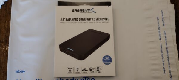 Sabrent 2.5-Inch SATA to USB 3.0 Tool-Free External Hard Drive Enclosure EC-UASP