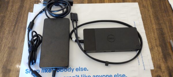 Dell Performance Dock WD19DC Docking Station with 240W Power Adapter
