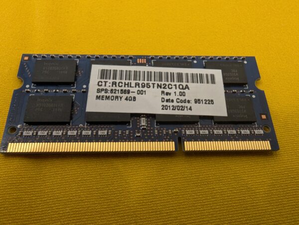 Hynix 4GB DDR3 SODIMM RAM 1600MHz 1.35V CL11 HTM351S6CFR8C-PB - Image 2