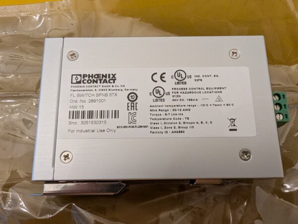 PHOENIX CONTACT FL SWITCH SFNB 5TX, ETHERNET SWITCH, 2891001, NEW - Image 2