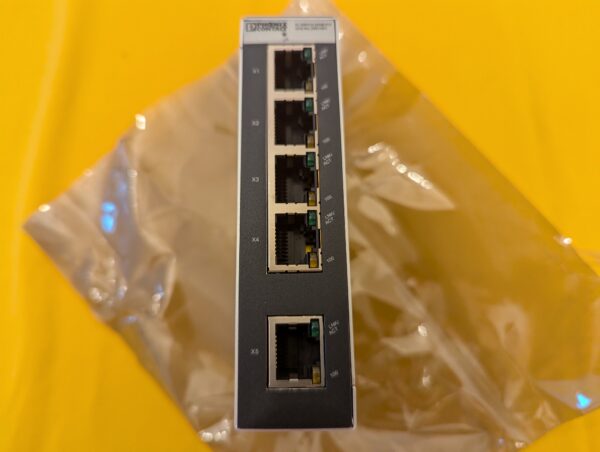 PHOENIX CONTACT FL SWITCH SFNB 5TX, ETHERNET SWITCH, 2891001, NEW - Image 3
