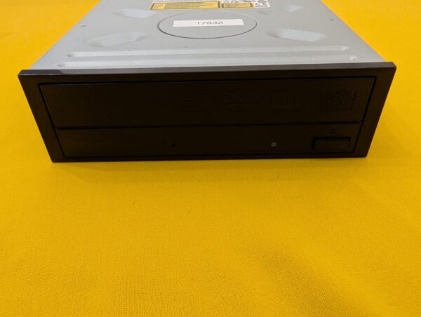 16X Blu-Ray Re-Writer BDXL BD DVD-RW 3D M-DISC Desktop Internal Sata Drive - Image 3