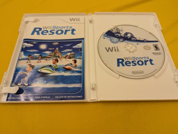 Wii Sports Resort (2009) - Nintendo Wii Game Complete w/ Manual - Image 2