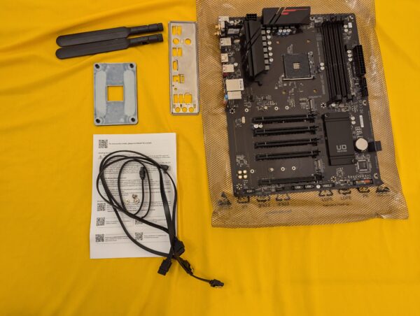 GIGABYTE B550 UD AC AM4 AMD SATA 6Gb/s ATX Motherboard and OEM Accessories