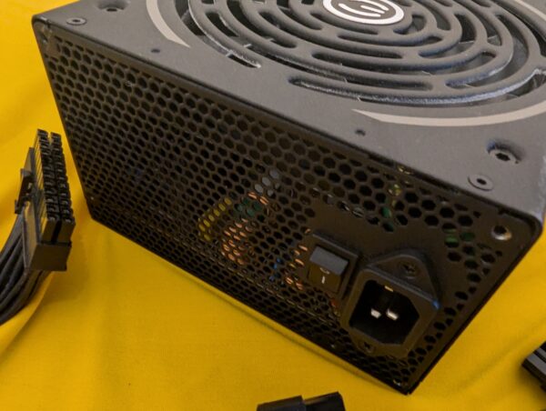 EVGA Supernova 650 P2, 80 Plus Platinum 650W Fully Modular Power Supply w/Cables - Image 3